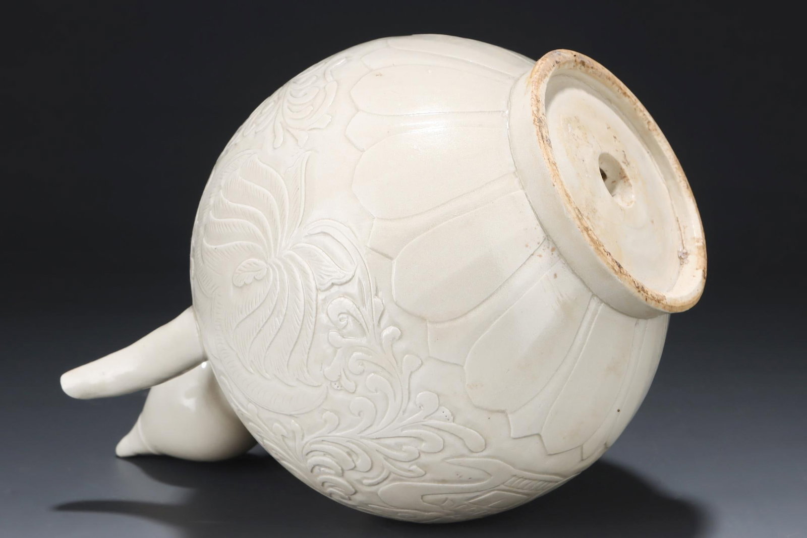 A Ding Ware Carved Ewer - 8