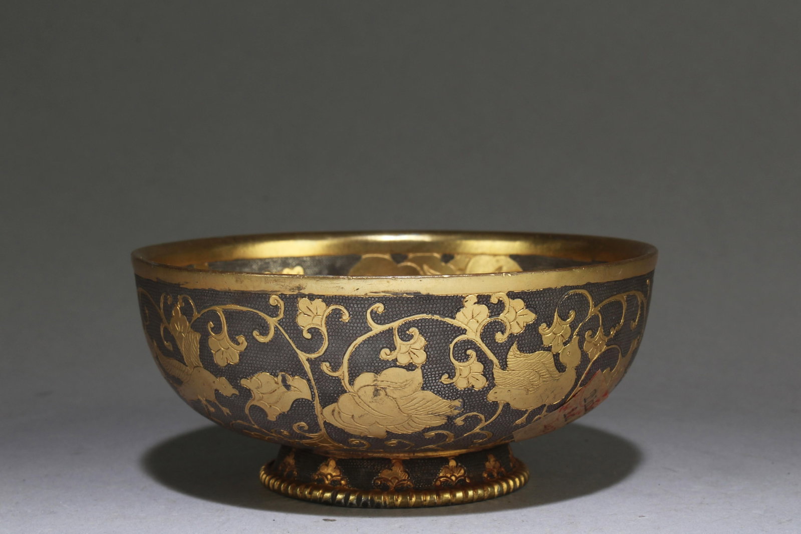A Gold Paste (Probably silver or Metal) Bowl: A Gold Paste (Probably silver or Metal) Bowl. Dimensions: 4" X 1.75"