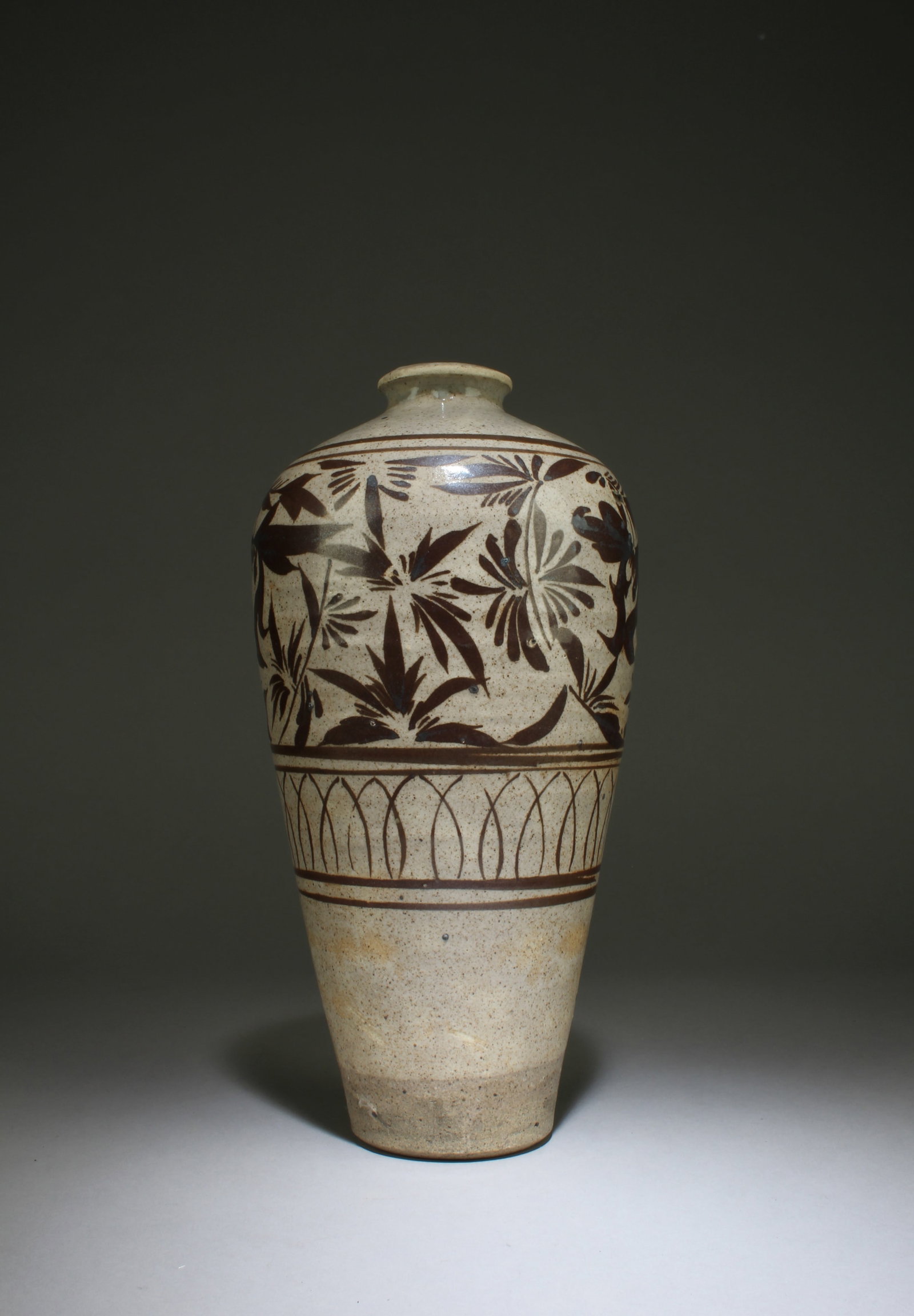 A Cizhou Vase - 2