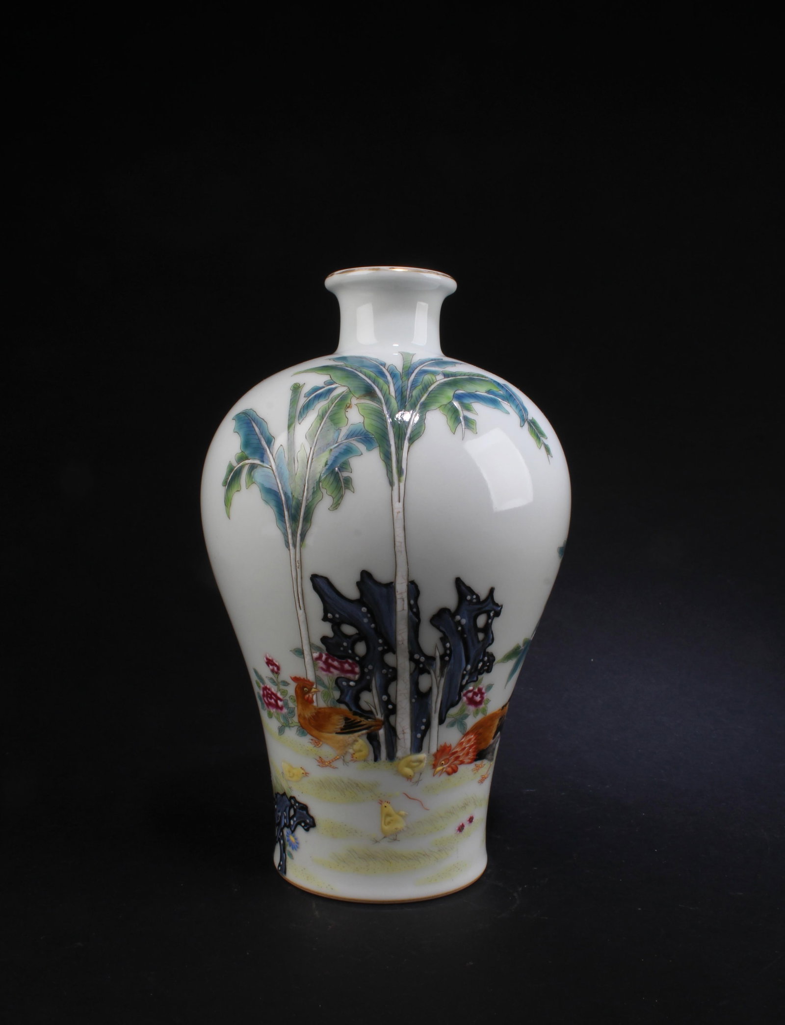 Chinese Porcelain Meiping Vase (1 of 6)