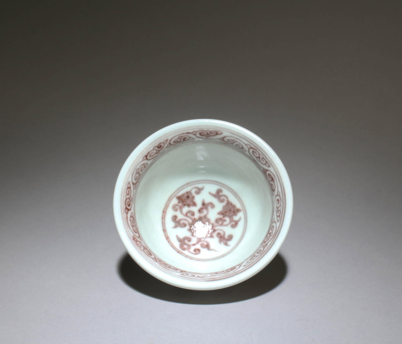 A Red Underglazed Cup - 4