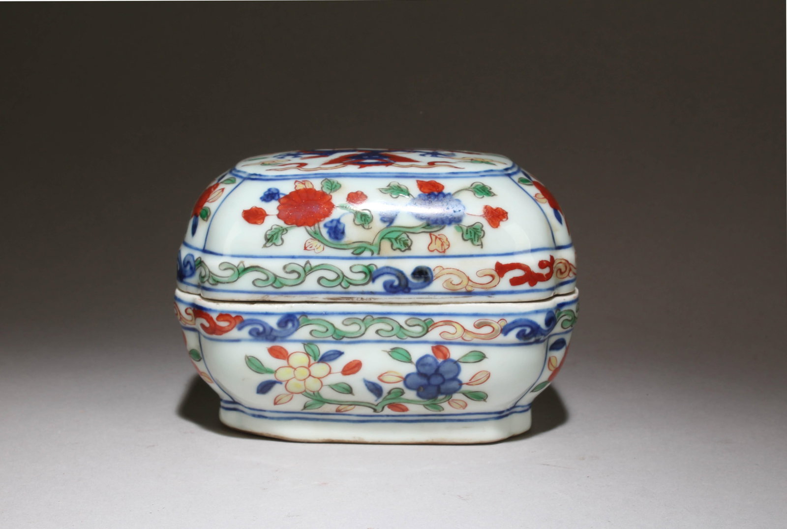 A Wucai Container - 5