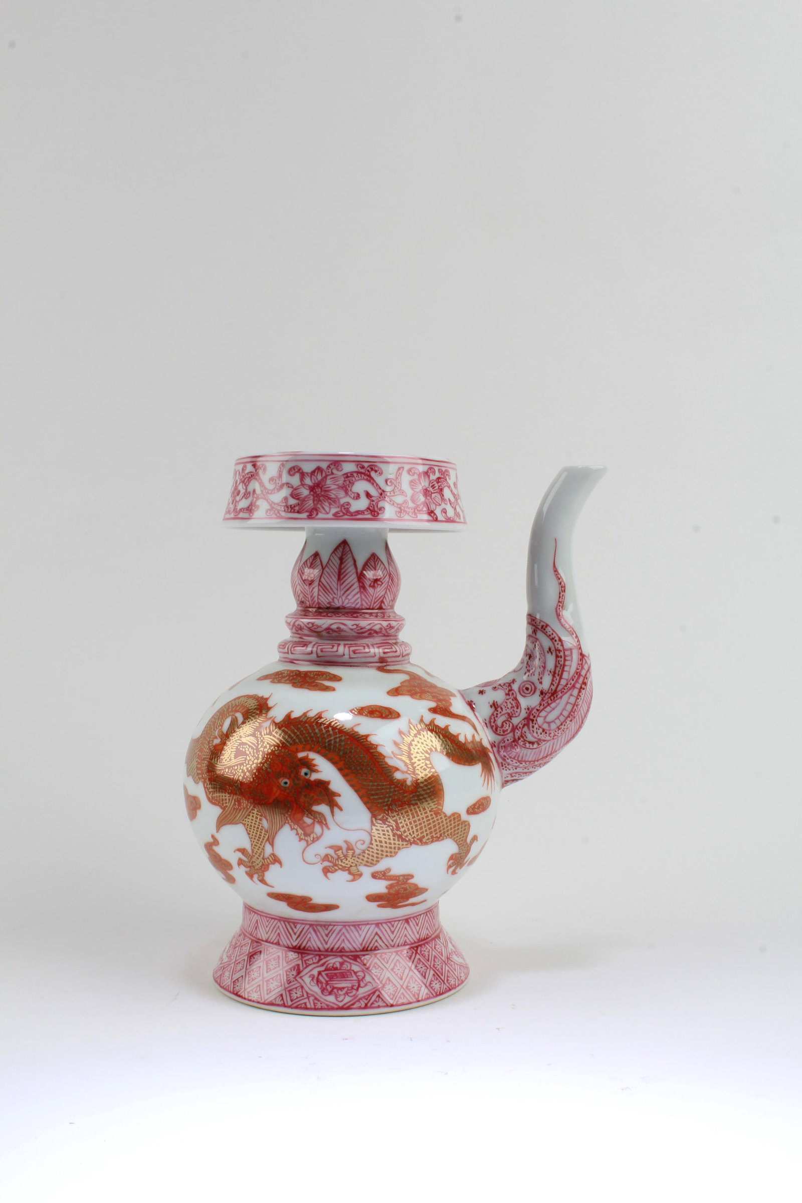 Chinese Porcelain Ewer: Chinese Porcelain Ewer. 'QianLong' mark. Height: 7.8"