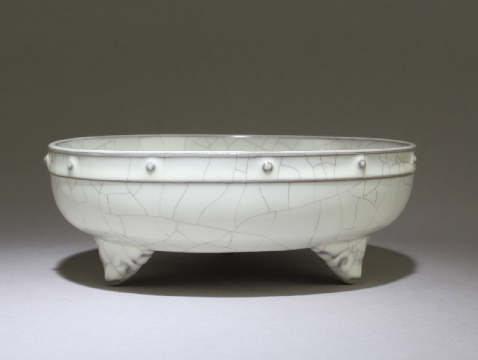 A Guanyao Brush Washer: A Guanyao Brush Washer. "Guan" mark at base. Dimensions: 7" X 2.5"