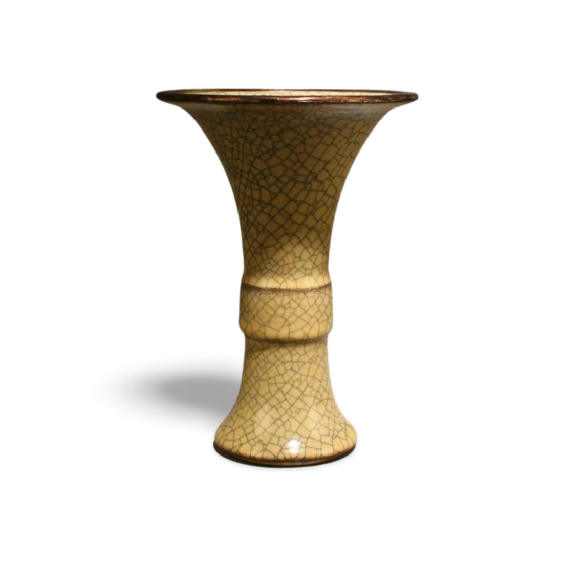 A Geyao Ku Vase: A Geyao Ku Vase. Dimension: 5.75" x 8".