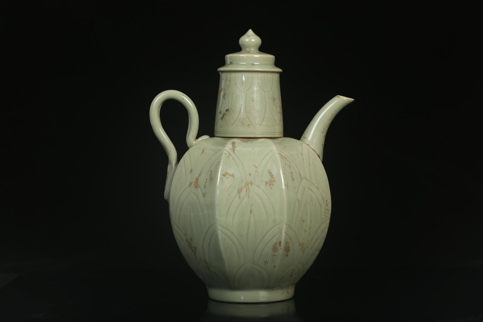 A Yaozhou Teapot - 3