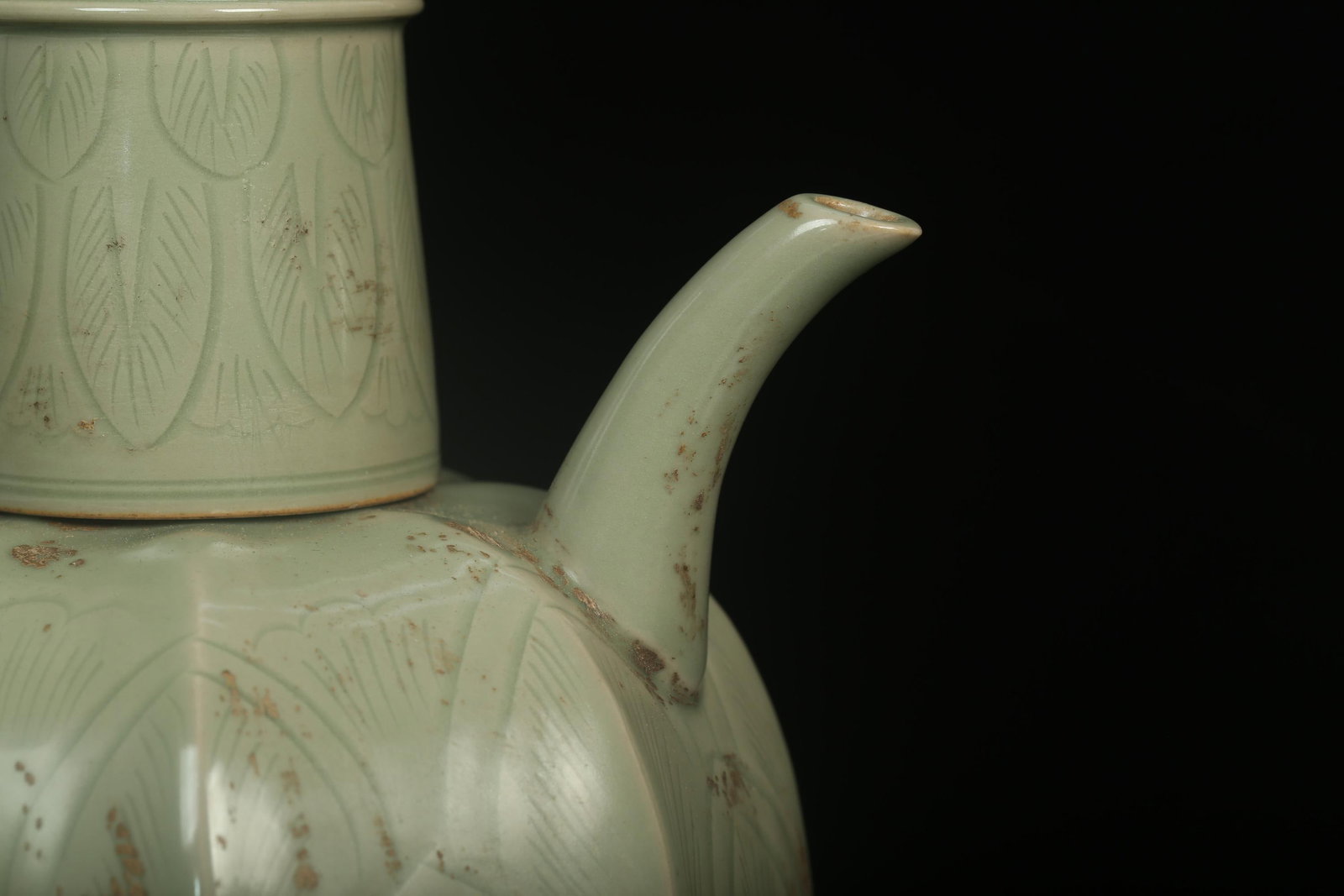 A Yaozhou Teapot - 6