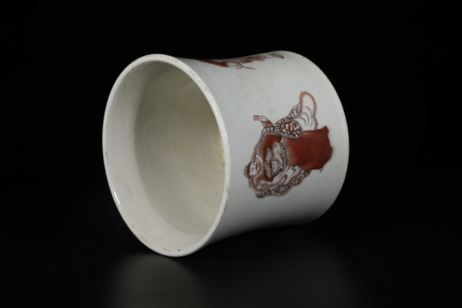 A Porcelain Brushpot - 8