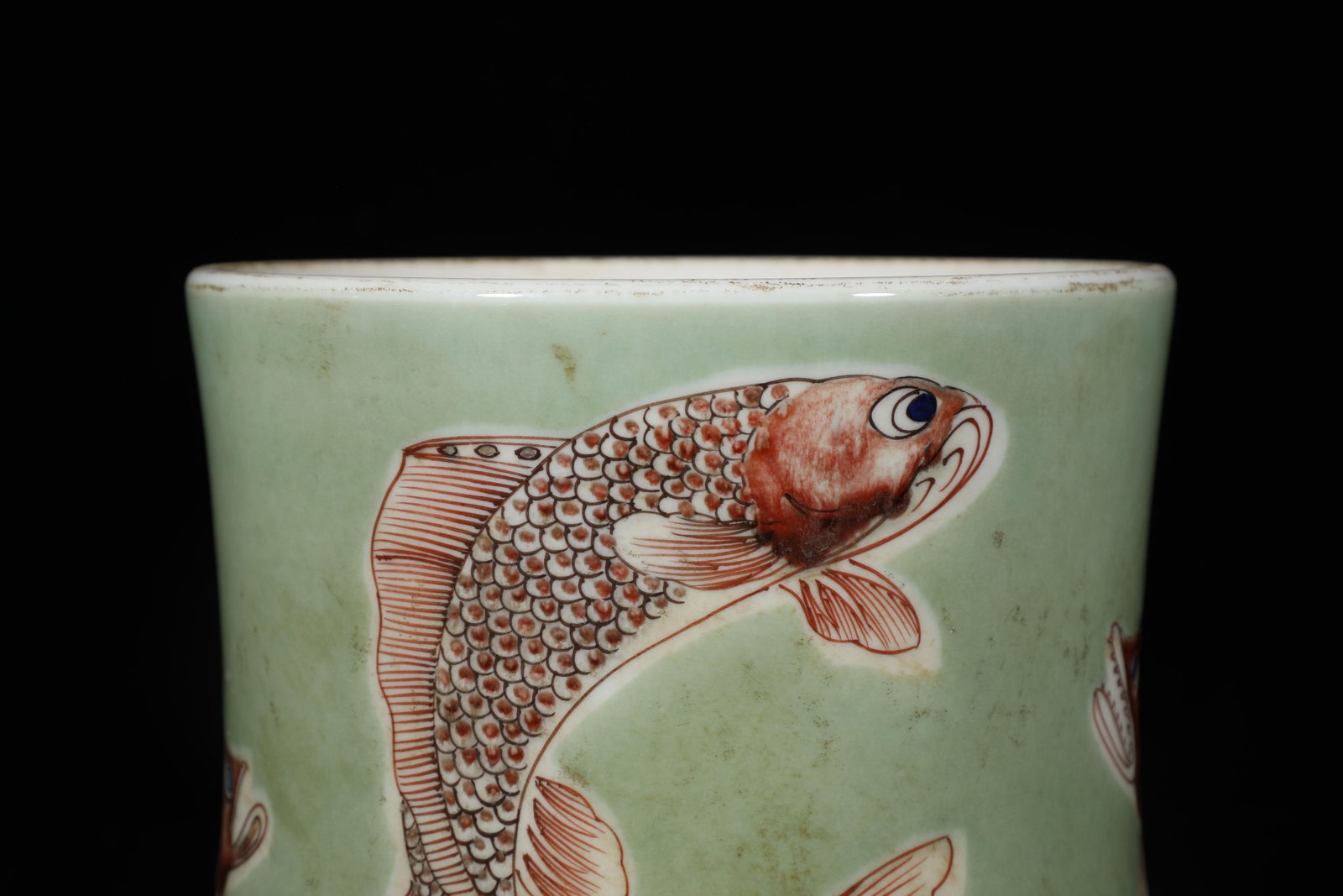 A Porcelain Brushpot - 2