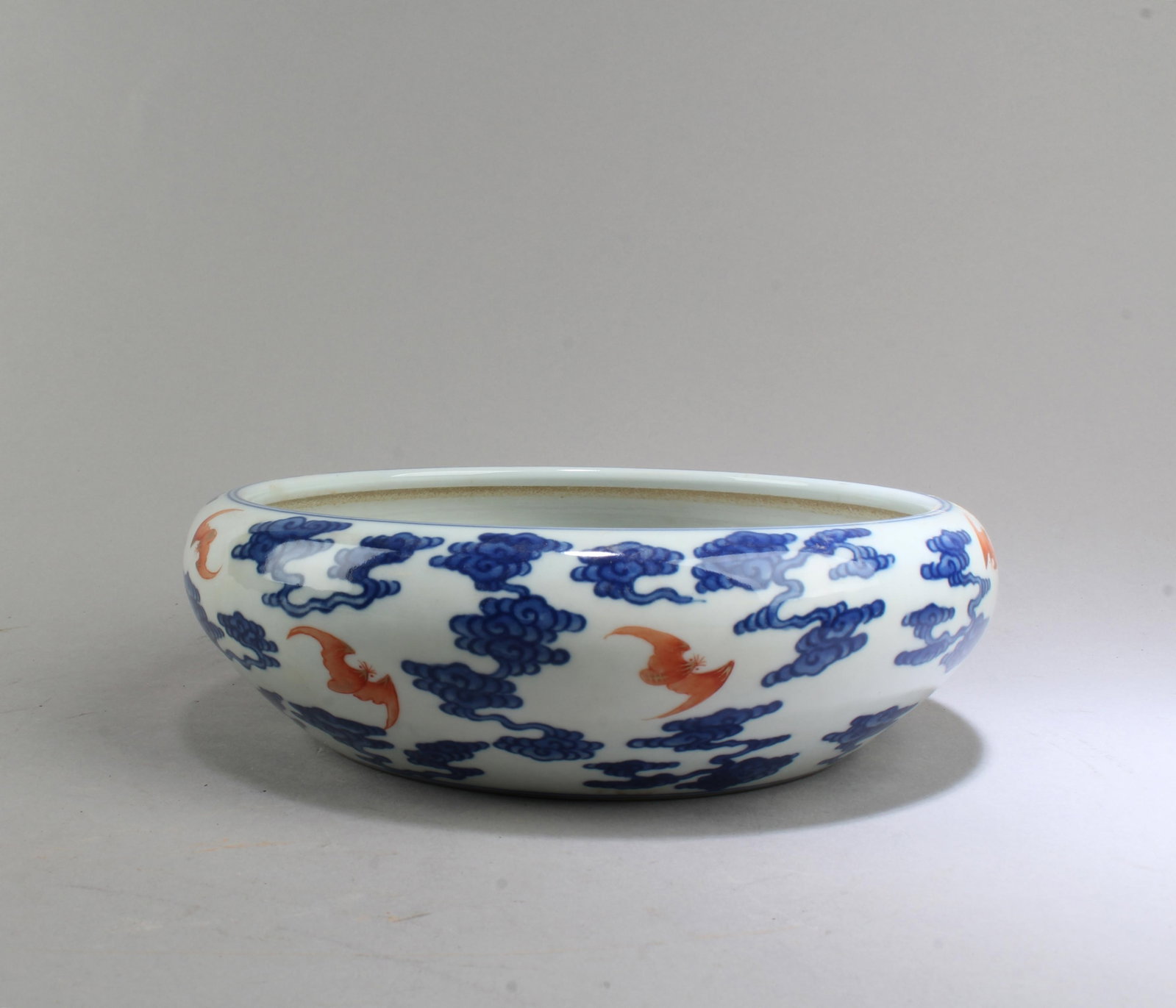 Chinese Blue & White Porcelain ink Washer: Chinese Blue & White Porcelain ink Washer. 'YongZheng' mark at base. Diameter: 7.75"