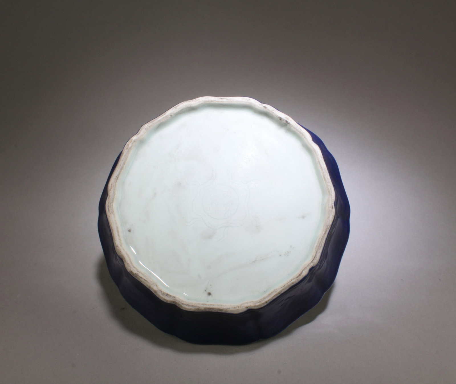 A Porcelain Brushpot - 6