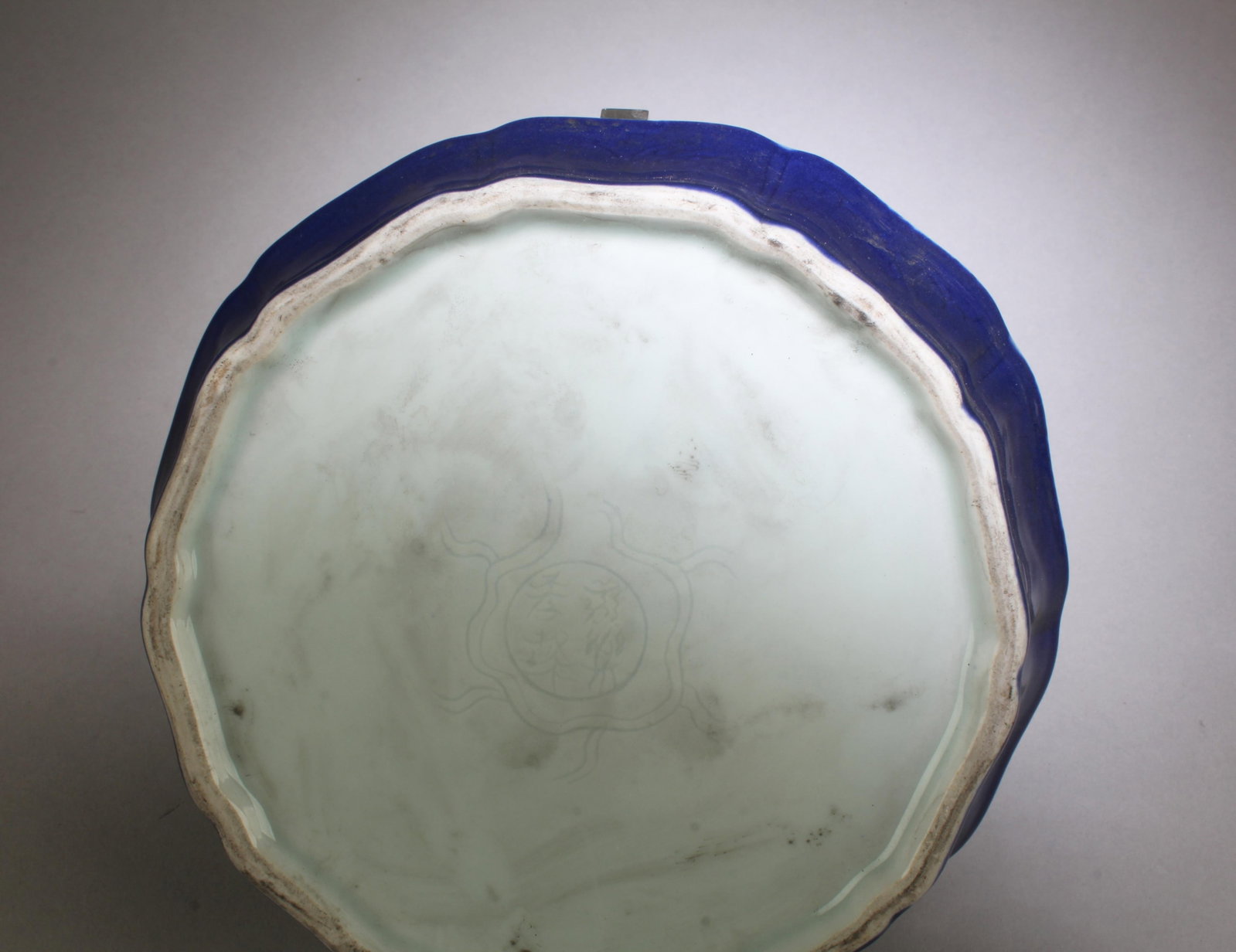 A Porcelain Brushpot - 7