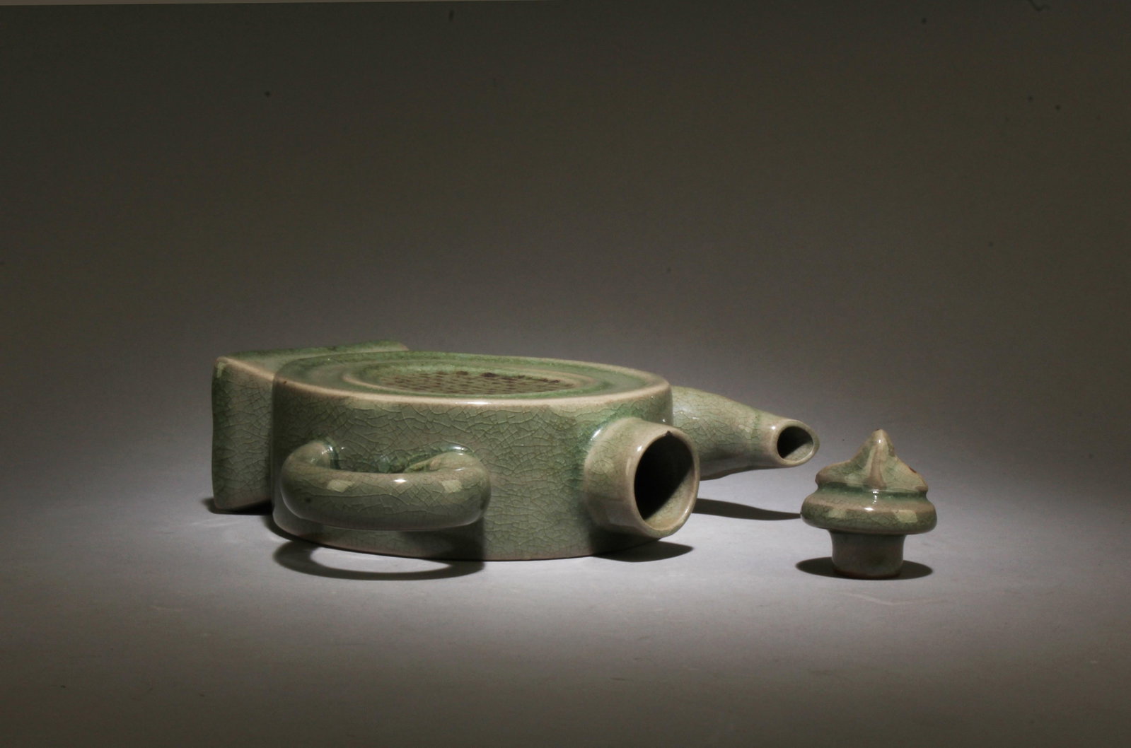 A Ruyao Pot - 7