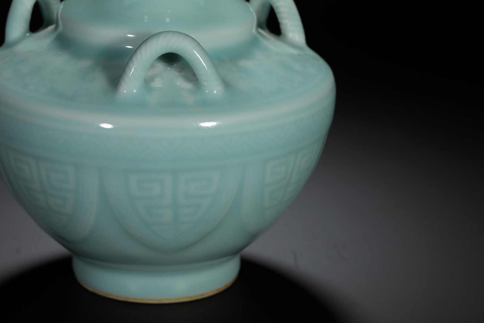 Green-Glazed Cord-Pattern Vase - 4
