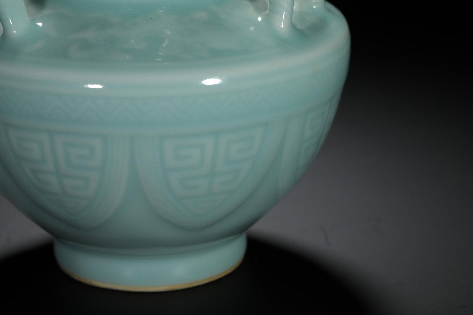 Green-Glazed Cord-Pattern Vase - 6