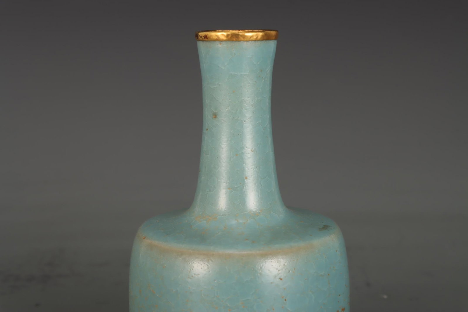 A Ru Ware Celadon Glazed Vase - 3