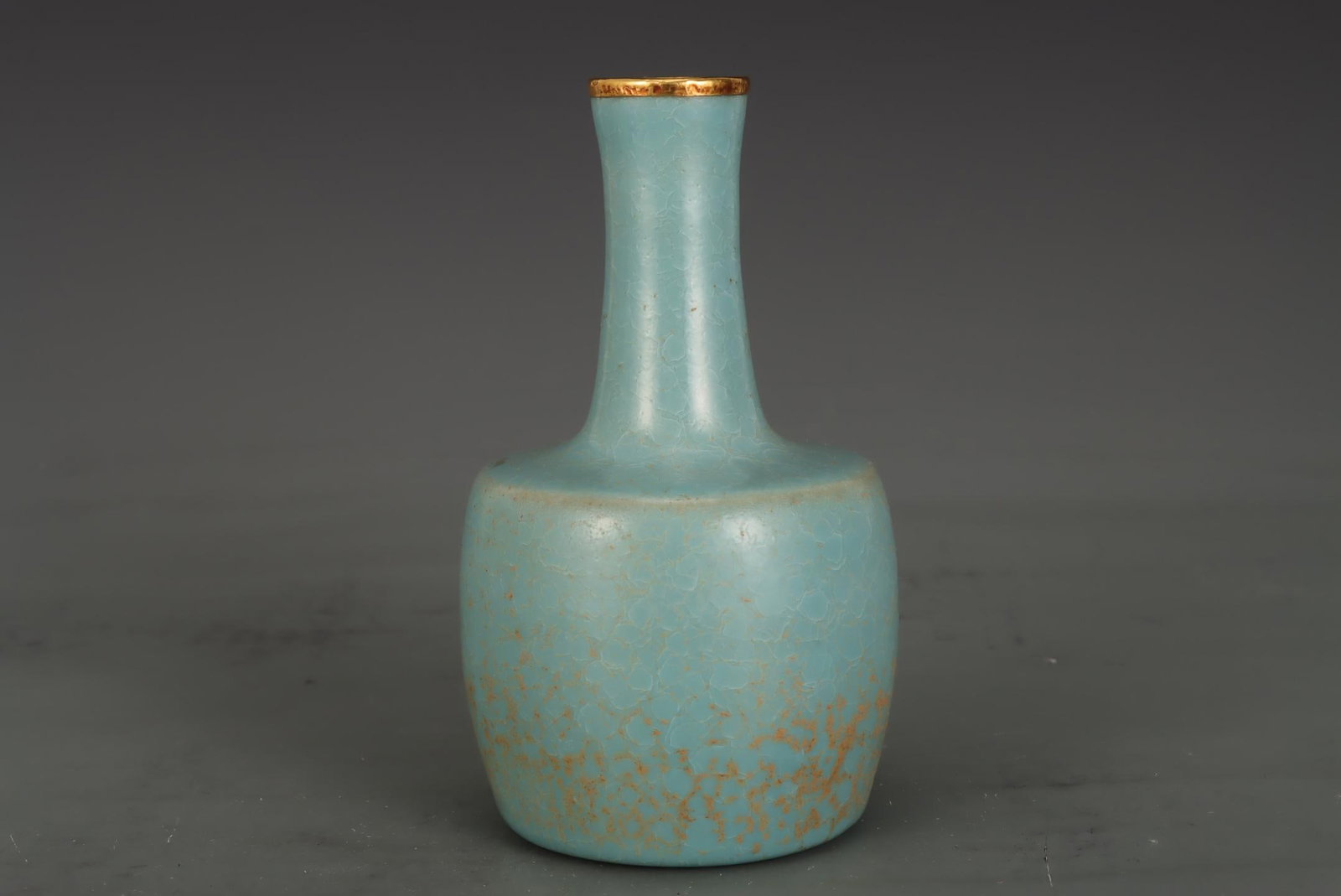 A Ru Ware Celadon Glazed Vase - 5