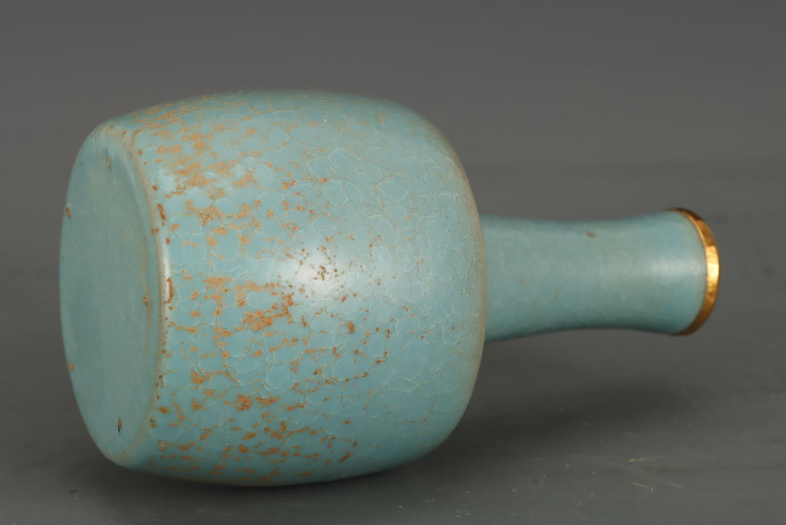 A Ru Ware Celadon Glazed Vase - 7