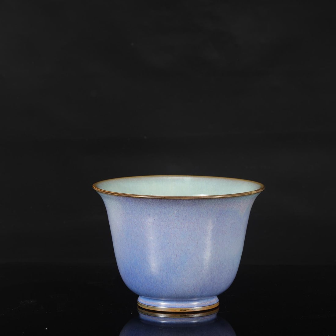 A Jun Ware Flowerpot - 2