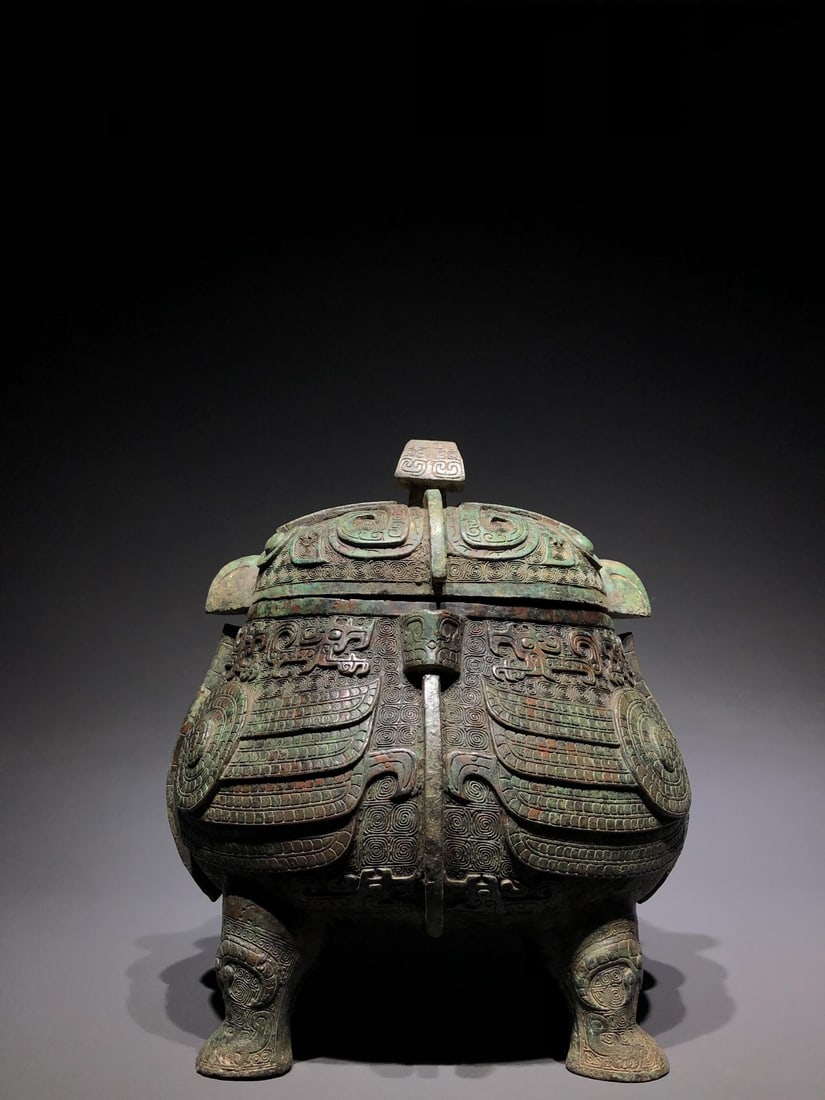 A Bronze Owl Vessel (1 of 13)