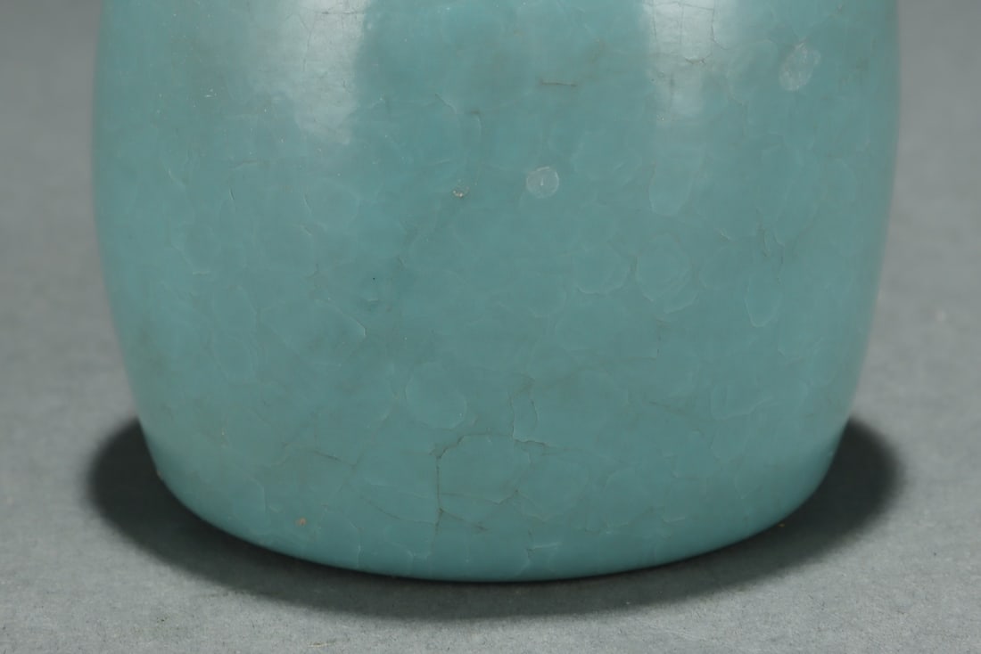 A Ru Ware Celadon Vase - 6