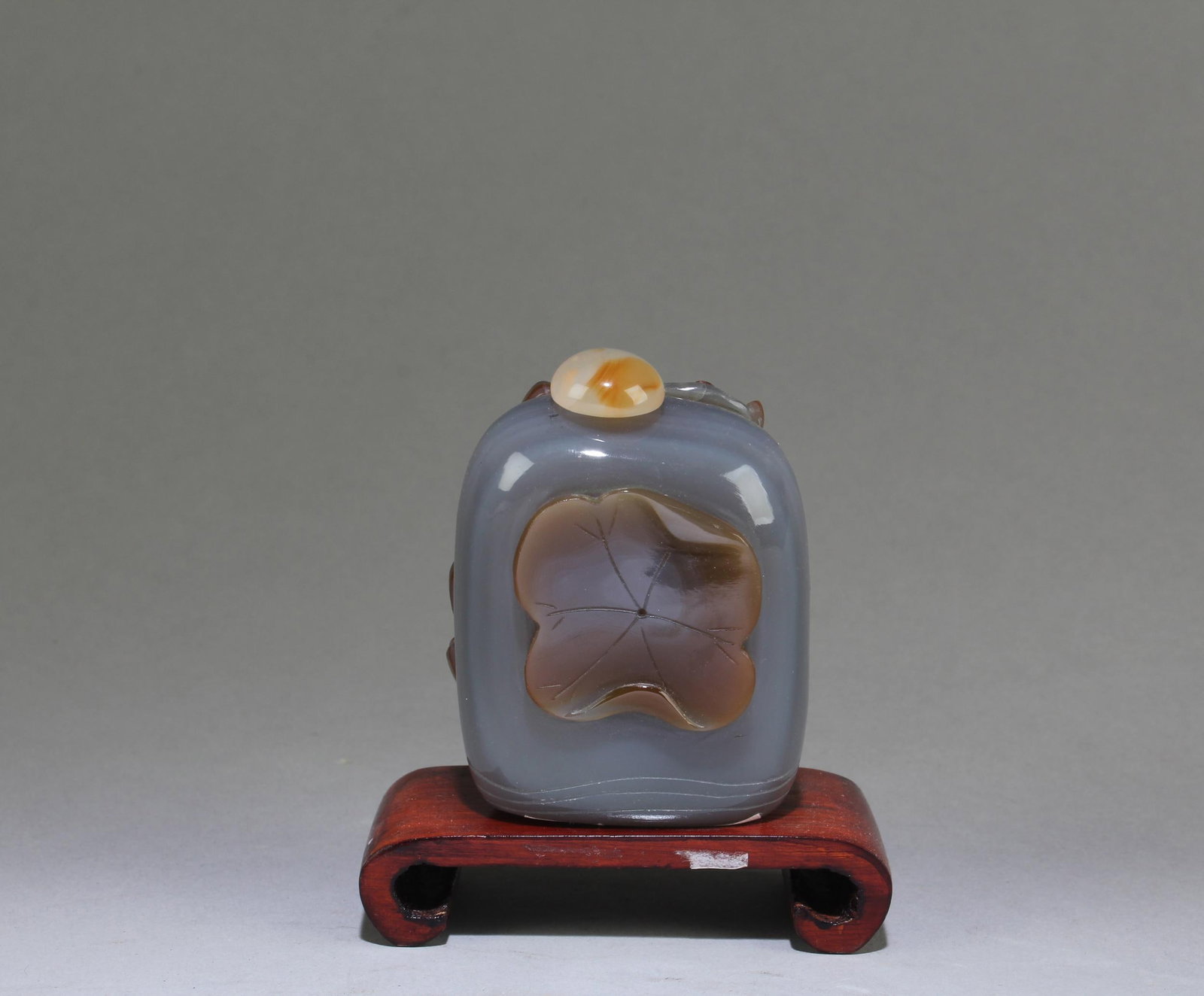 An Agate Snuff Bottle - 2