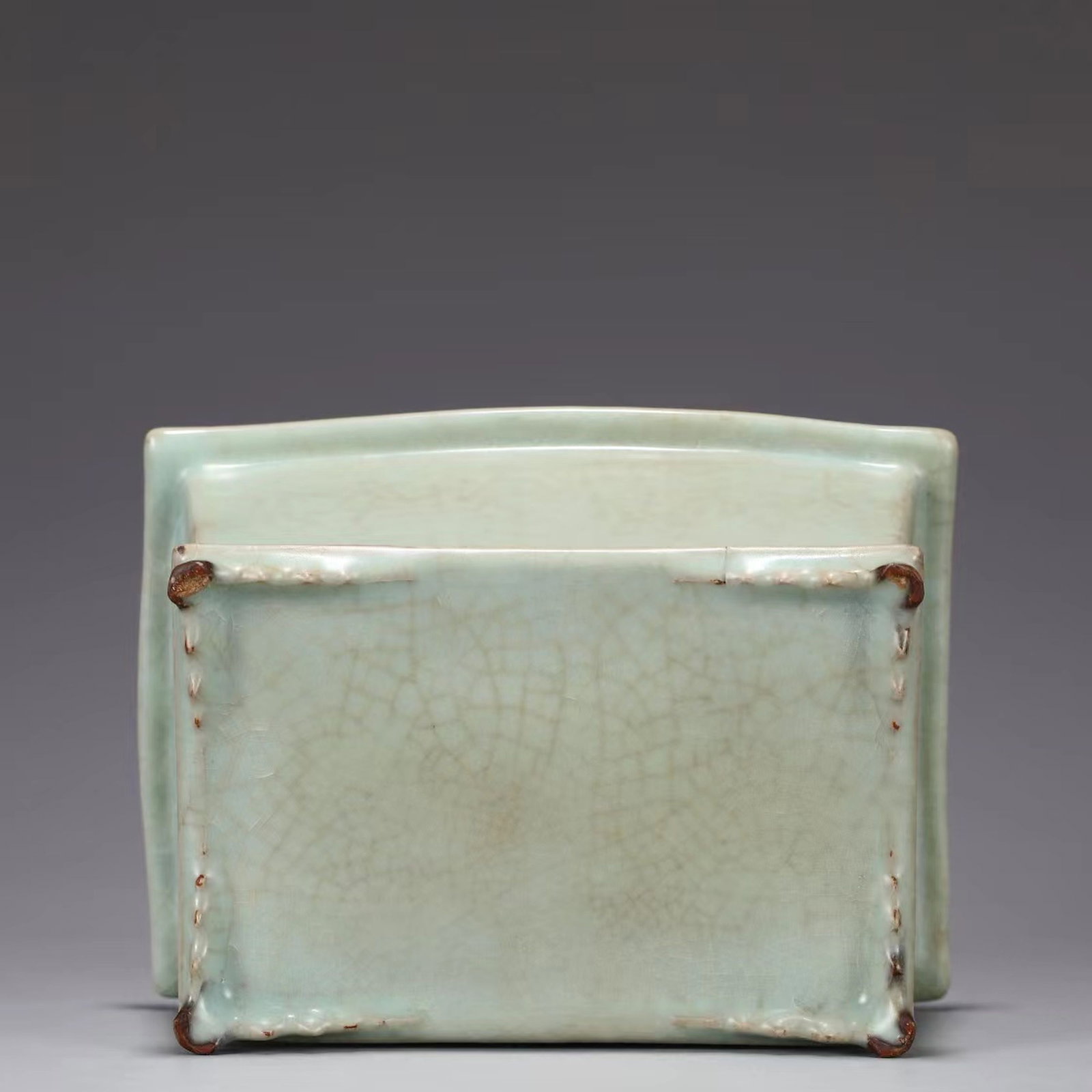A Guan Type Green Glazed Rectangular shaped Pot - 7
