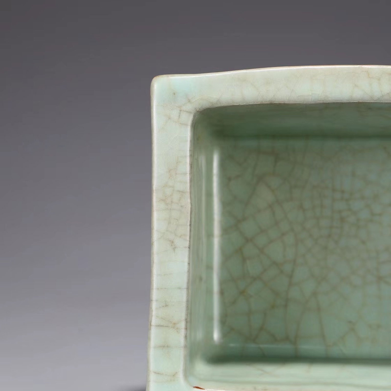 A Guan Type Green Glazed Rectangular shaped Pot - 9