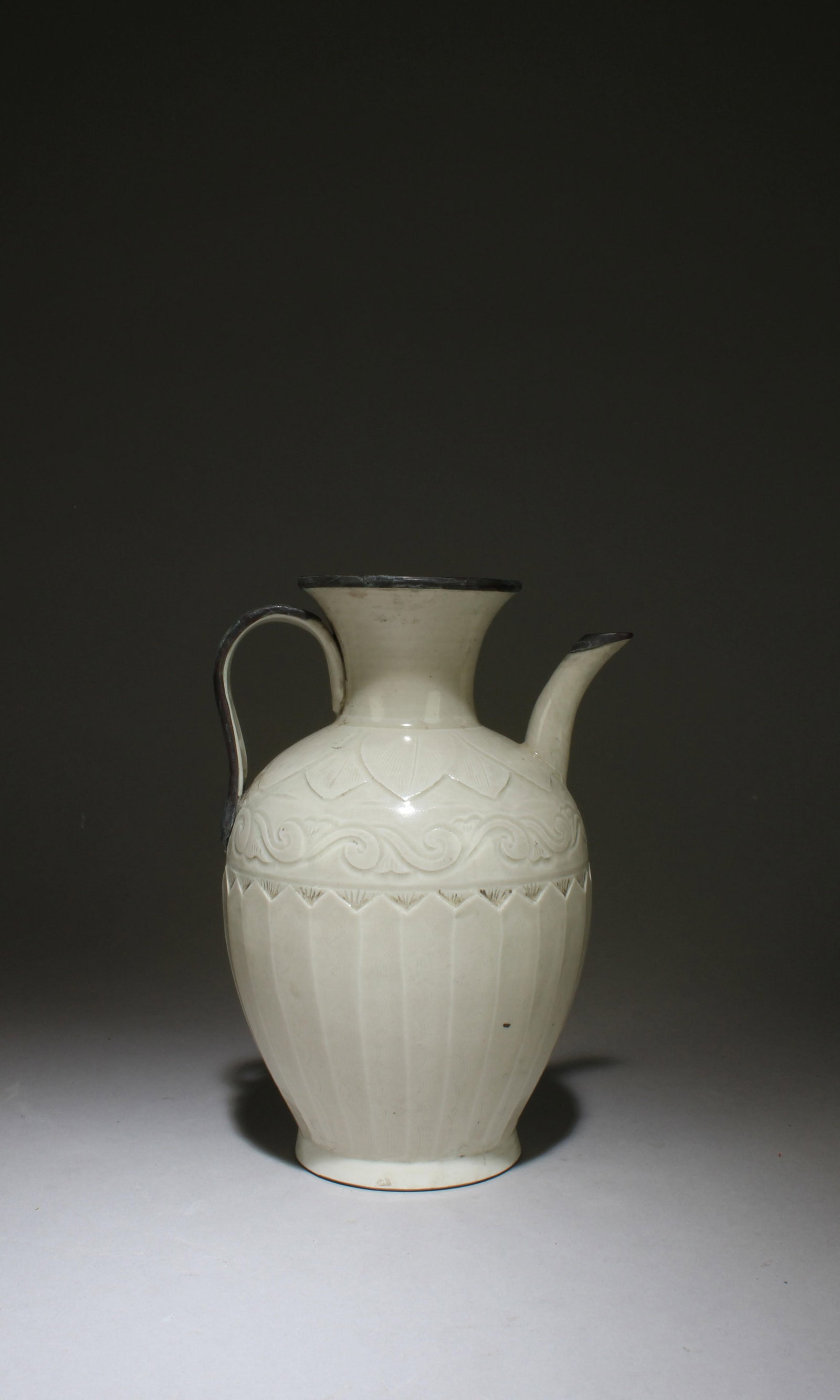 A Ding Ware Pot - 5