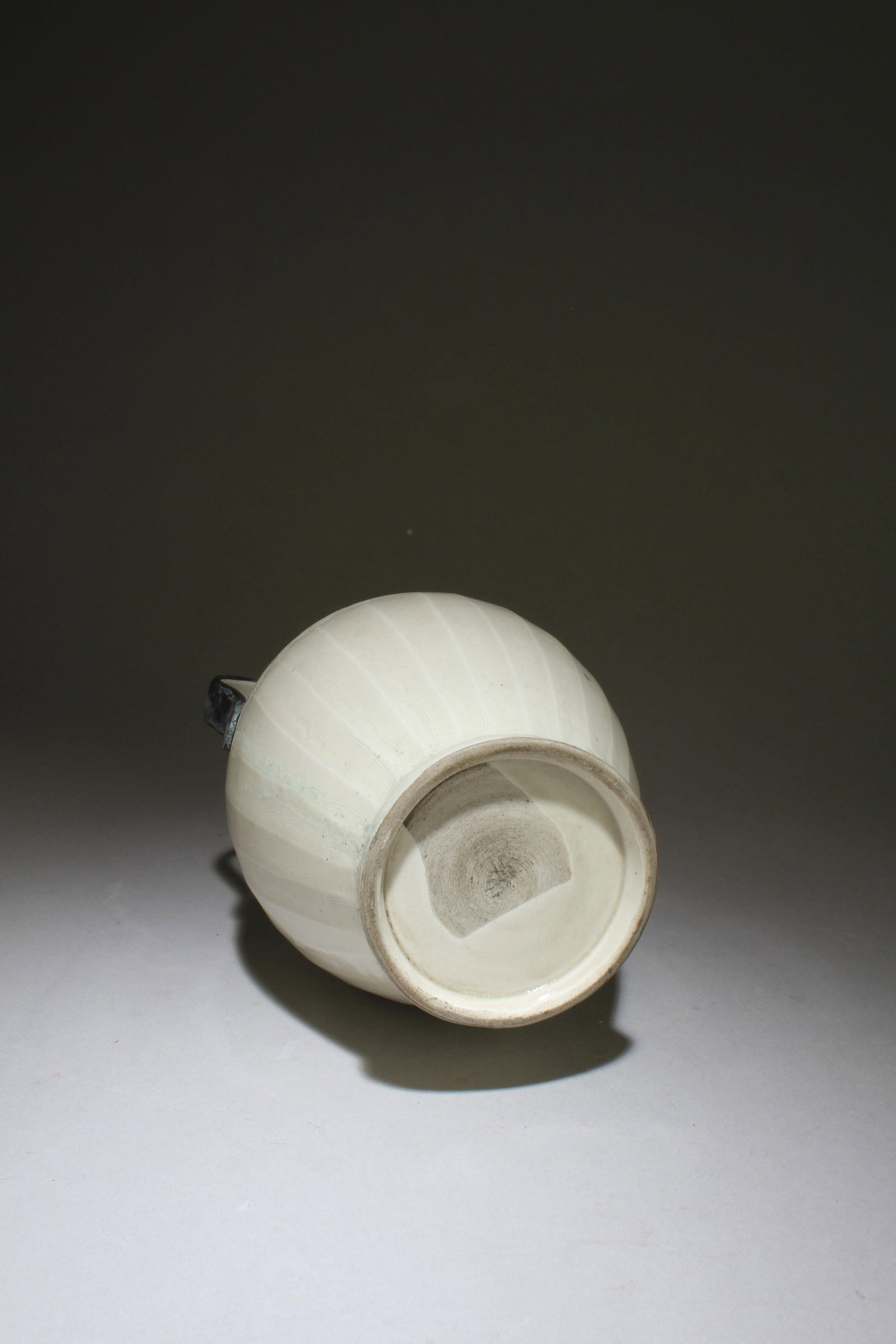 A Ding Ware Pot - 7
