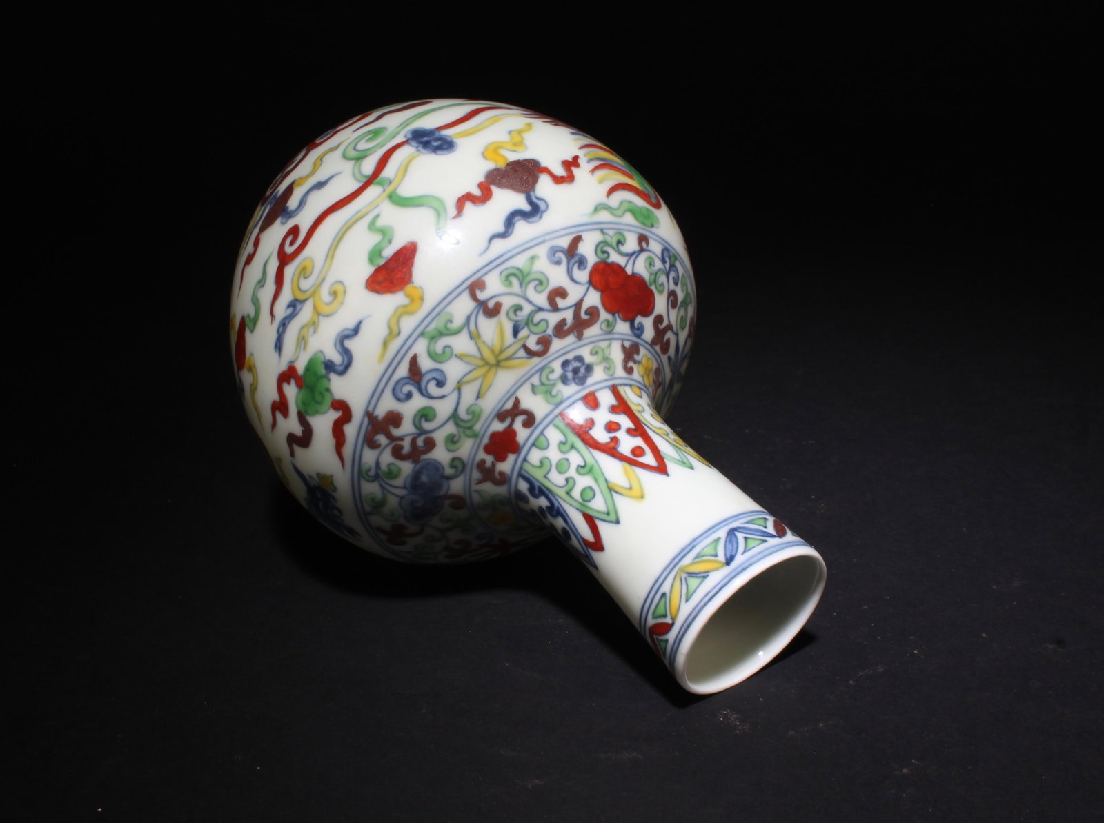 A Doucai Vase - 5