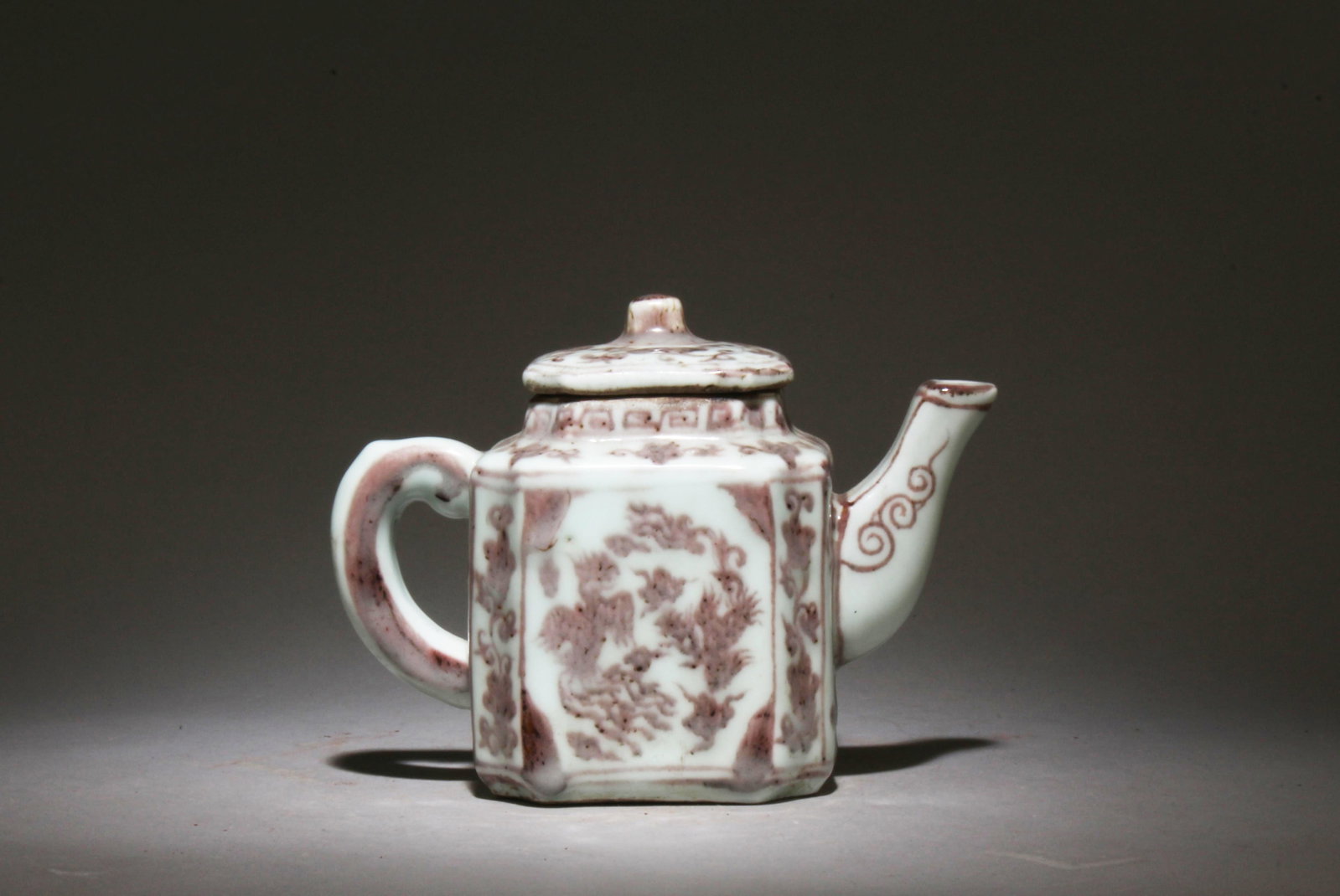 An Underglazed Red Pot - 5