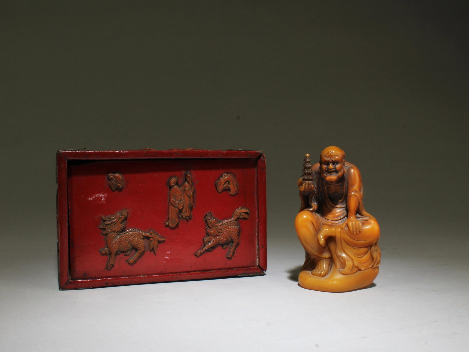 Chinese Carved TianHuang Damo Statue: Chinese Carved TianHuang Damo Statue. Height: 3.75"