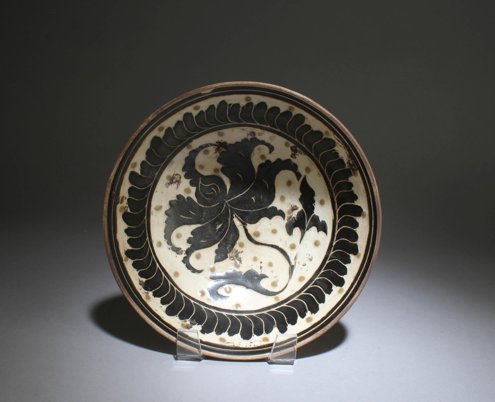 A Chizou Engraved Plate: A Chizou Engraved Plate. Dimensions: 8.2" x 2.65".