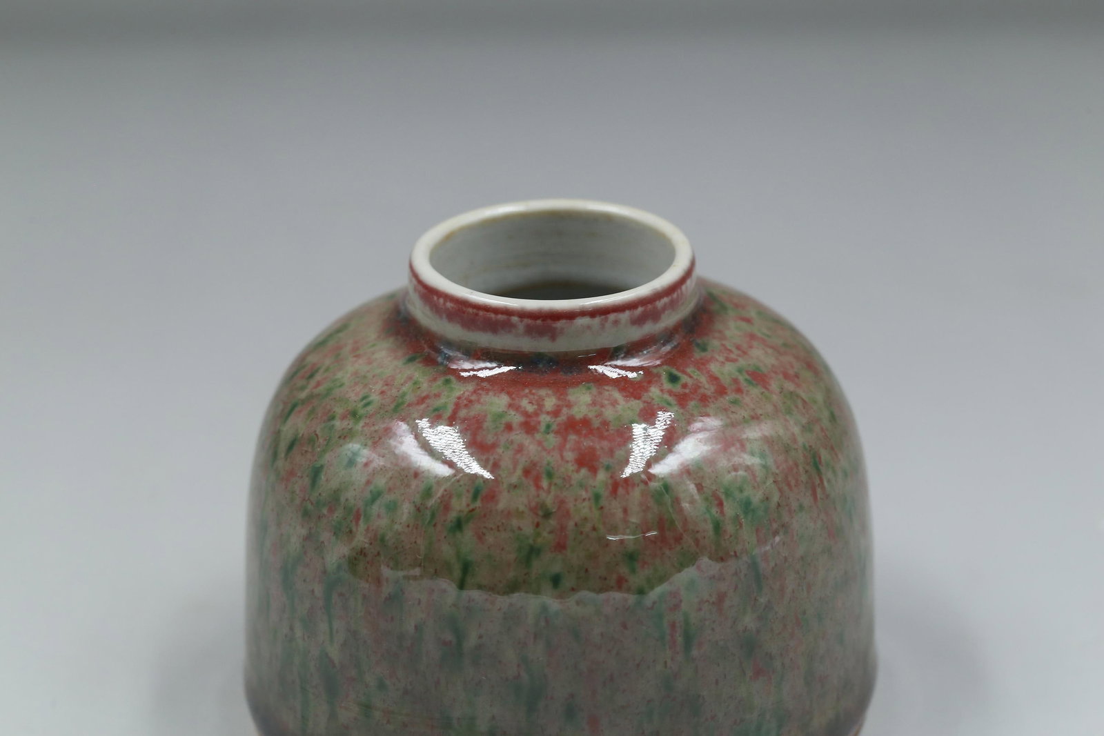 Chinese Peach Bloom Porcelain Water Dropper: Chinese Peach Bloom Porcelain Water Dropper. 'KangXi' mark at base. Height: 2.75" Diameter: 3.35"