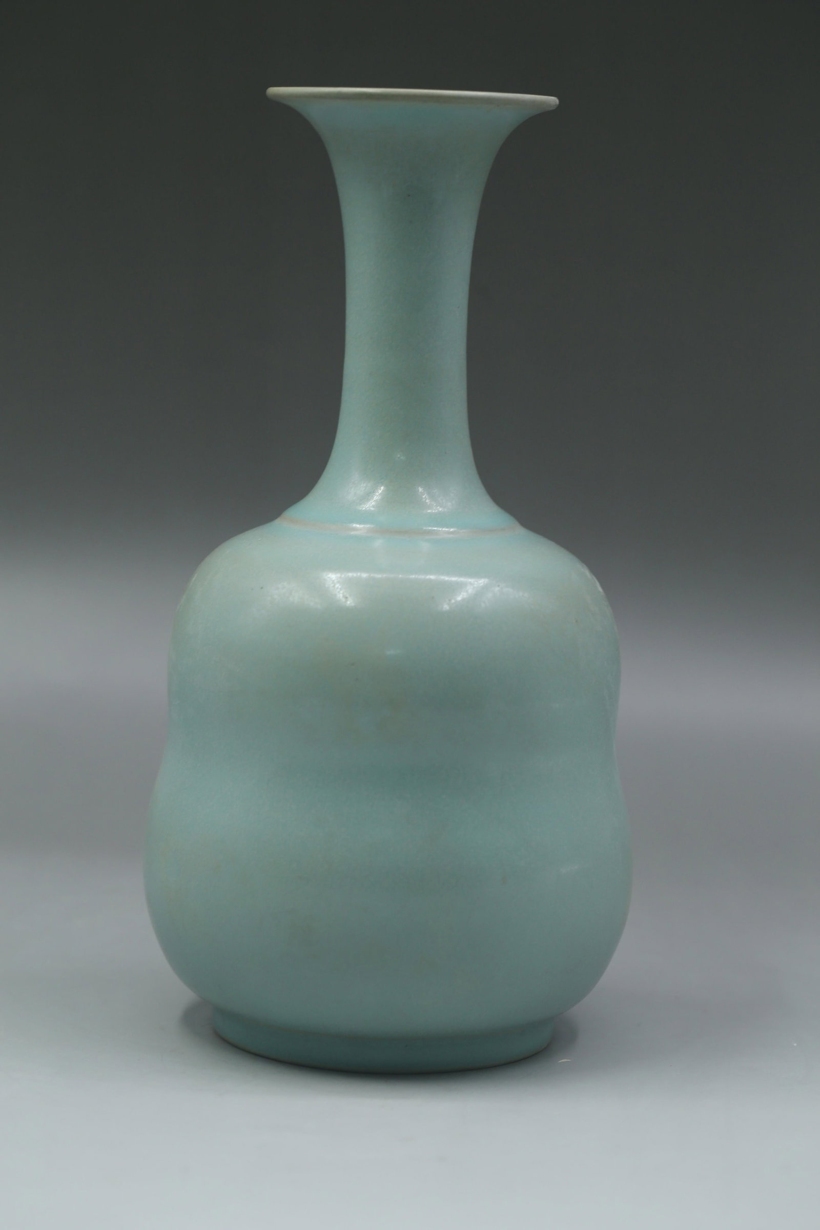 A Ru Type Vase - 3