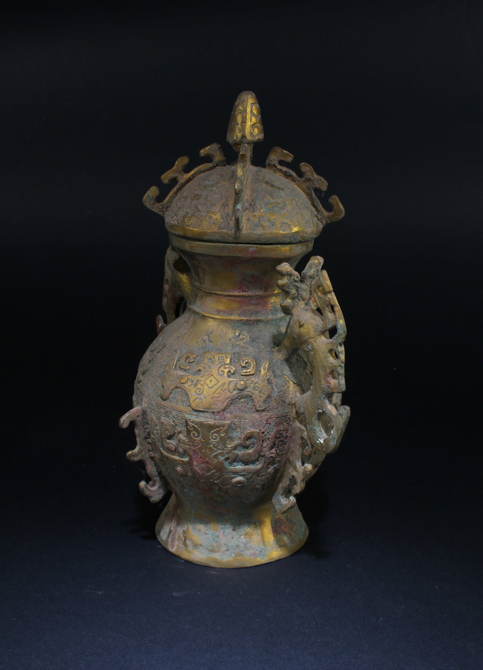 A Bronze Archaic Container - 5