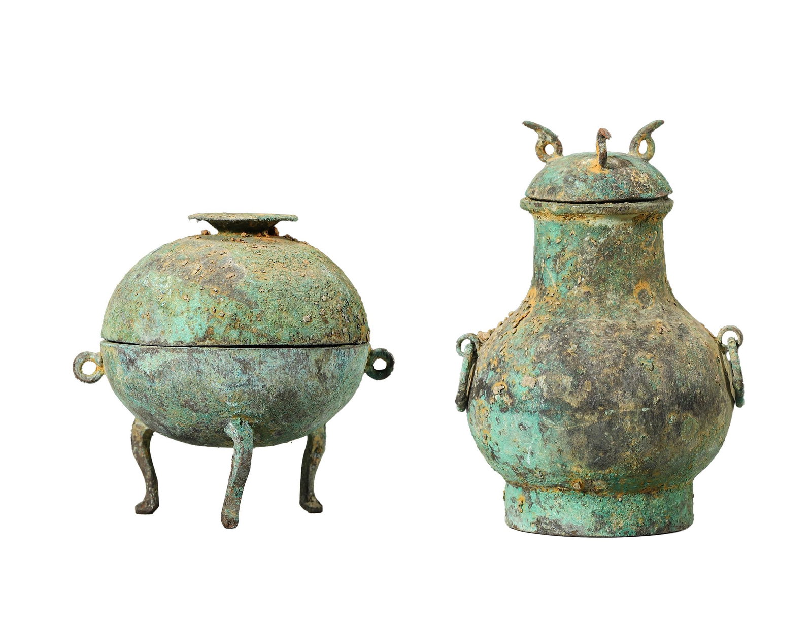 A SET OF TWO BRONZE VESSELS, HAN DYNASTY (1 of 15)