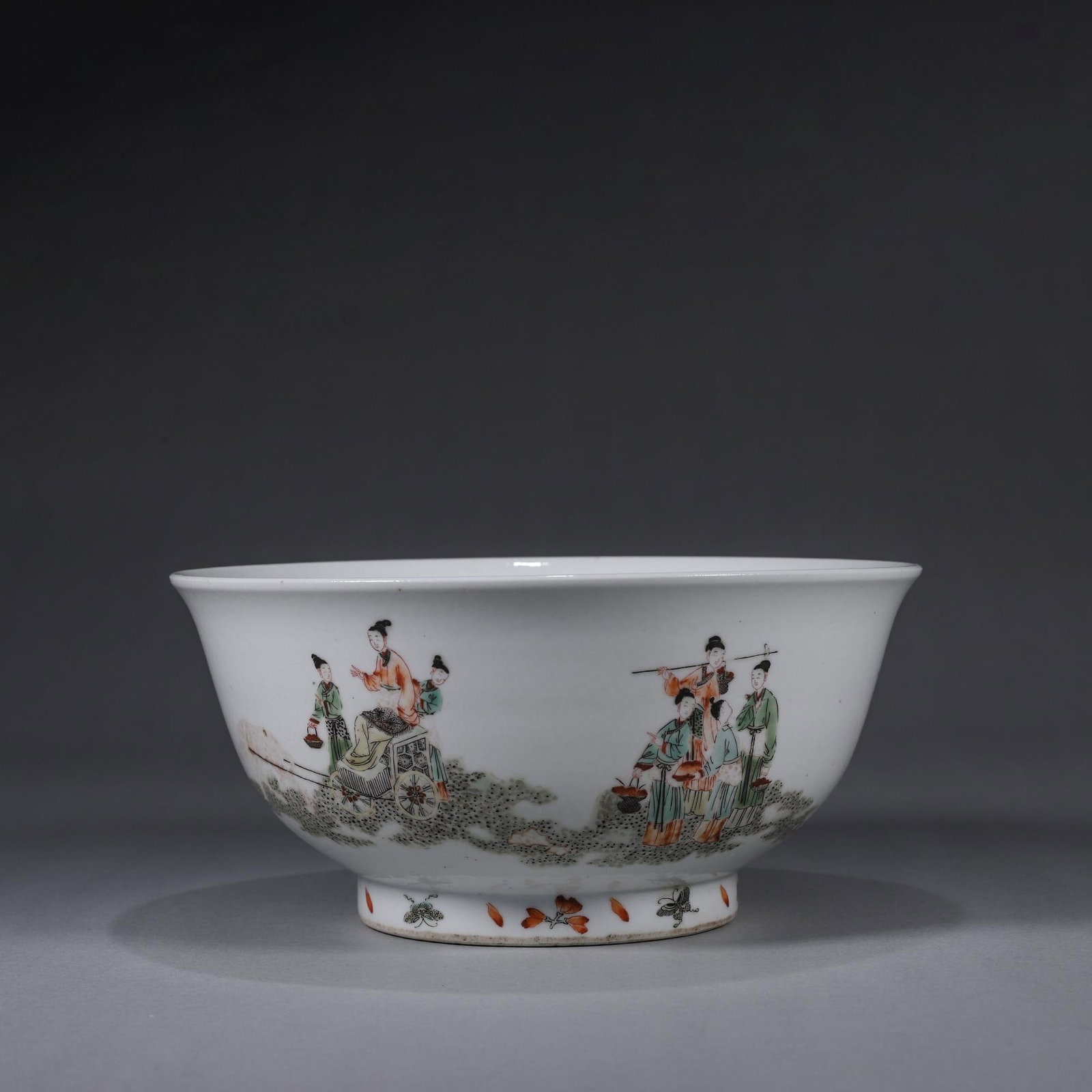 QING DYNASTY WUCAI POLYCHROME BOWL WITH FIGURAL SCENE (1 of 10)