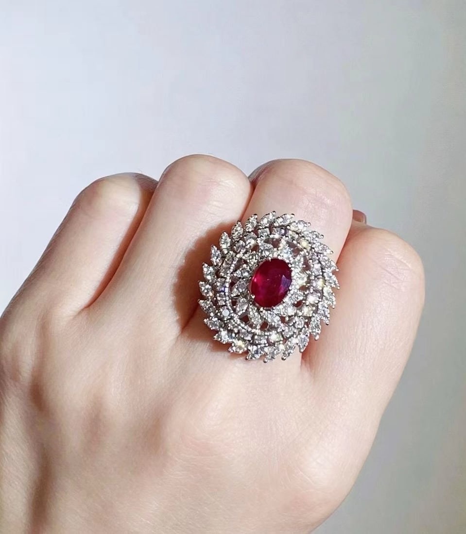 18K GOLD DIAMOND RUBY RING - 6