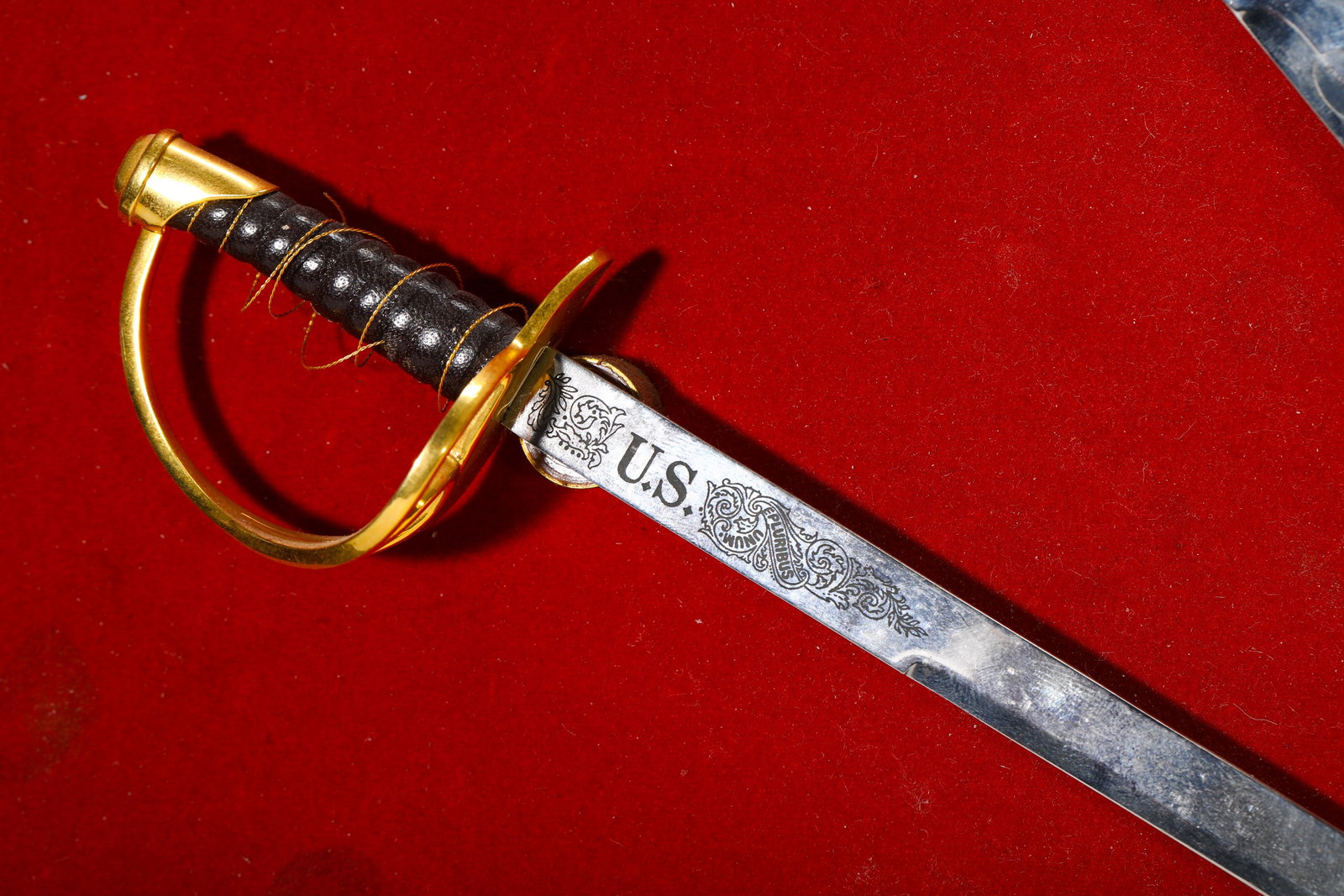 KNIVES - 12