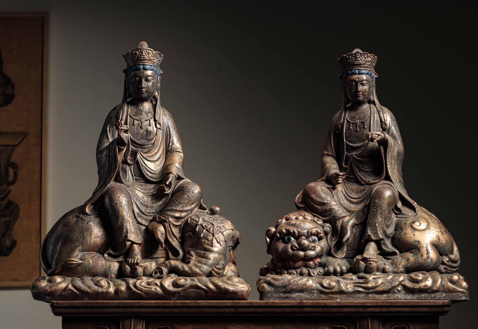 GILDED BRONZE STATUES OF MANJUSRI AND SAMANTABHADRA BODHISATTVA FROM THE QING DYNASTY: Weight:53000gH:62cm W:47cmT:29cm