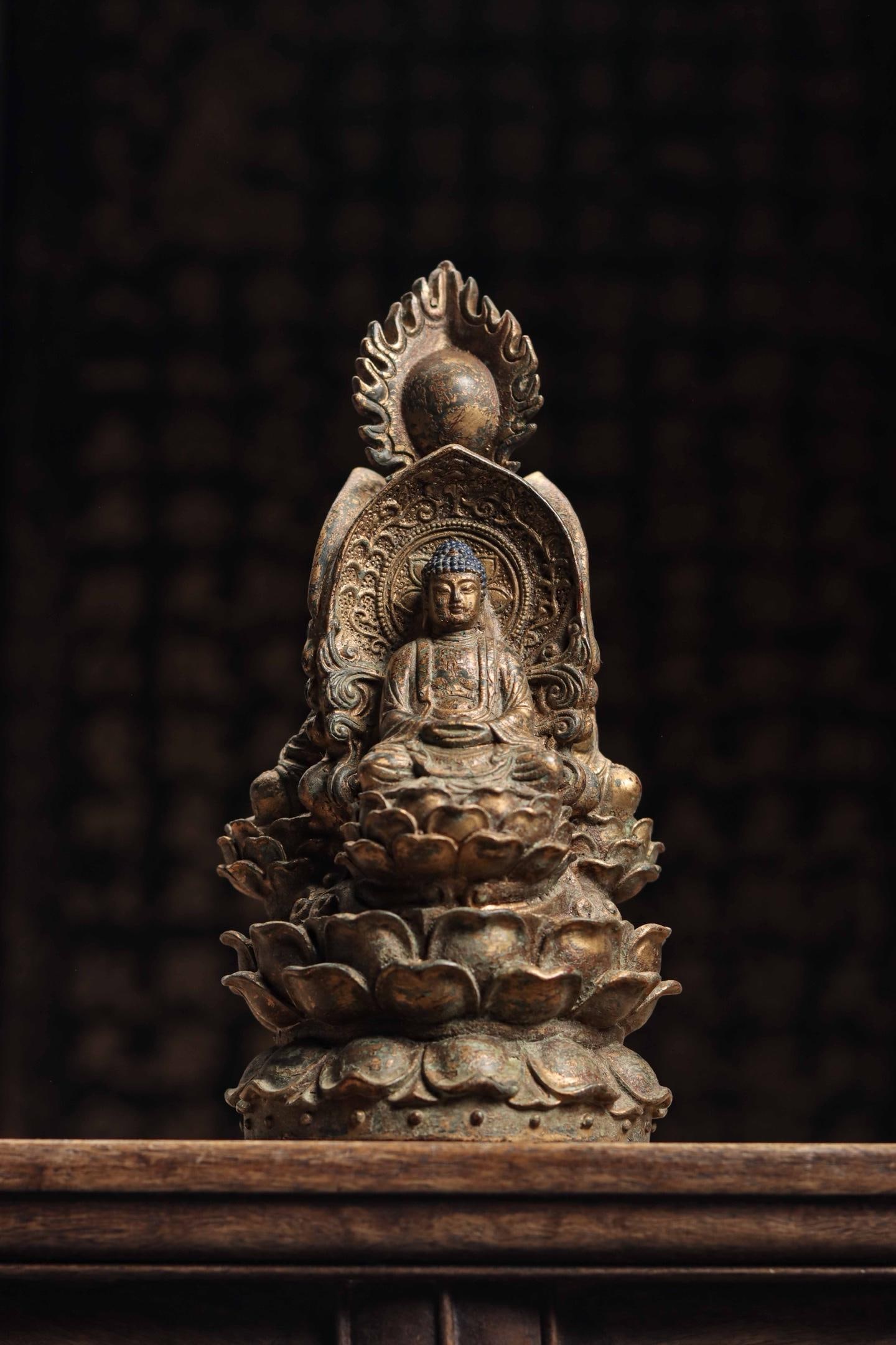 A GILDED BRONZE STATUE OF THE THREE SAGES OF THE WEST FROM THE MING DYNASTY: Weight:1350gH:23cmD:11.5cm