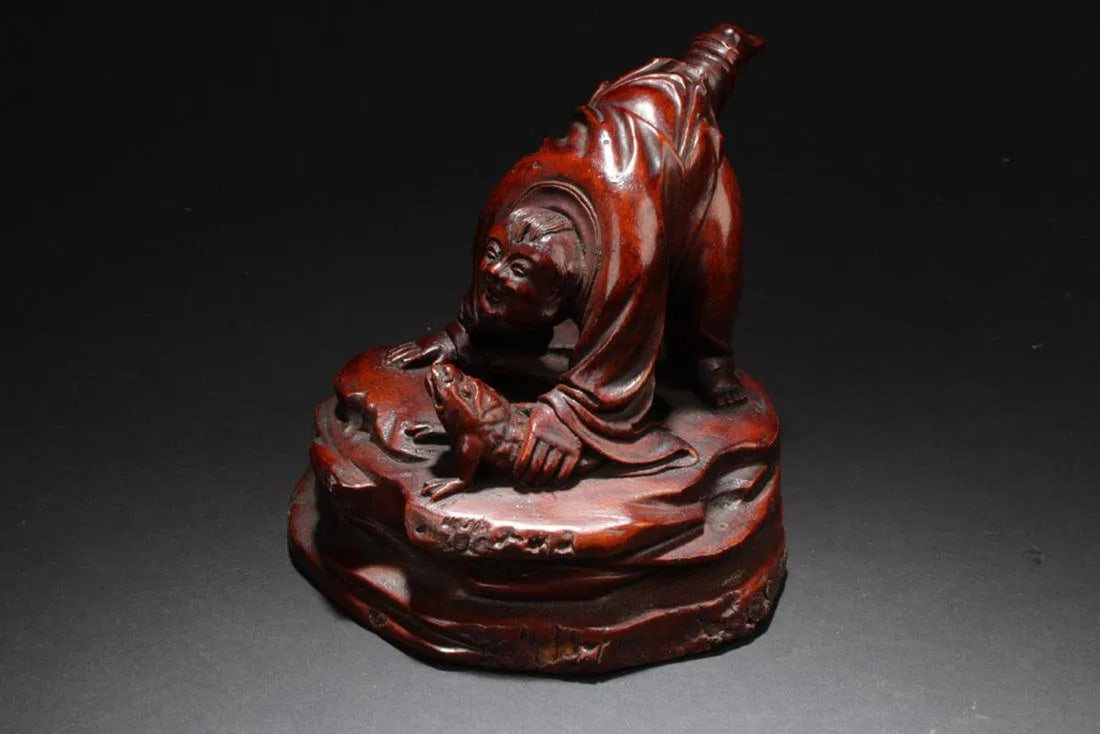 Antique Chinese Carved Bamboo Ornament: Antique Chinese Carved Bamboo Ornament, signed with seal at the bottom. Height: 4.5"