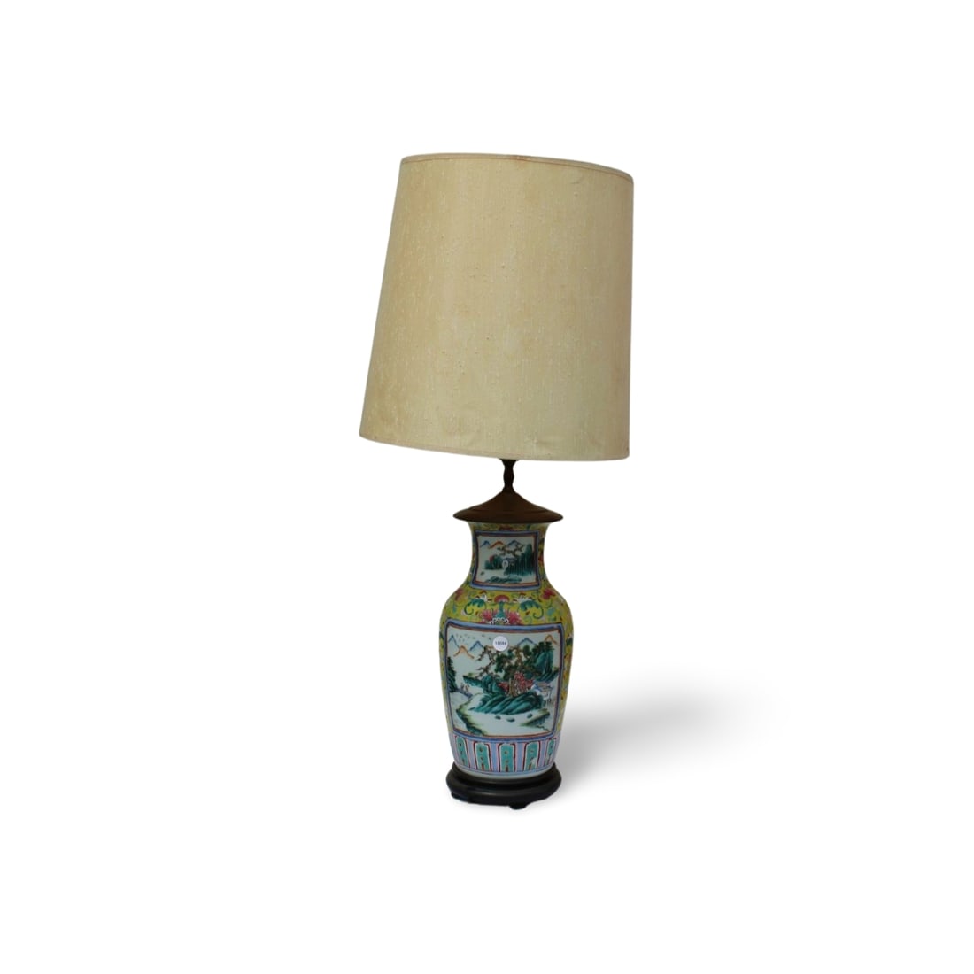 An AntiqueFamille Rose Porcelain Light: An AntiqueFamille Rose Porcelain Light. Dimension: 32.5" x 14".