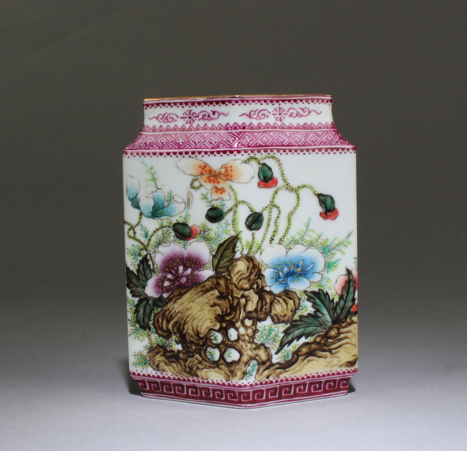 Chinese Rhombus Shaped Porcelain Vase: Chinese Rhombus Shaped Porcelain Vase. 'QianLong' mark at base. Height: 4.5"
