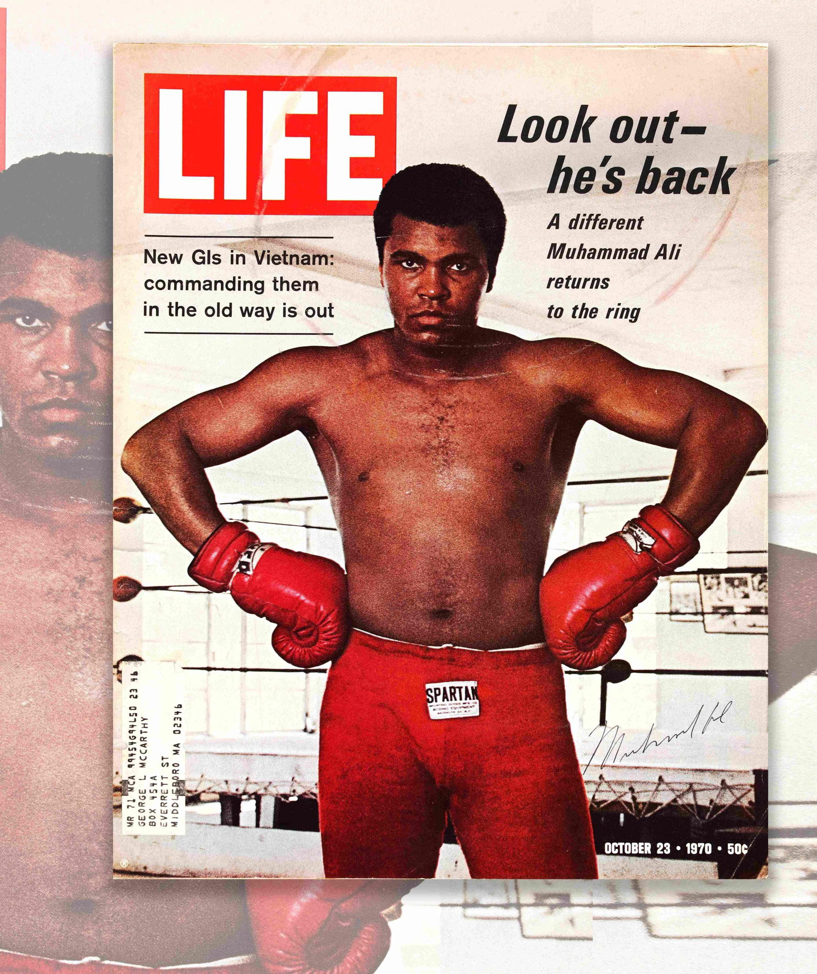 Muhammad Ali signed in Volume 69, Issue 17 of life magazine on October 23, 1970: MUHAMMAD ALI SIGNED IN VOLUME 69, ISSUE 17 OF LIFE MAGAZINE ON OCTOBER 23, 1970 Provenance and Authenticity: The signature is described as Ali's genuine hand-signed autograph on the original 1970 news