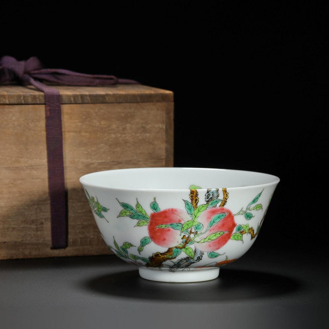 Famille-Rose Fu Shou Bowl (1 of 8)