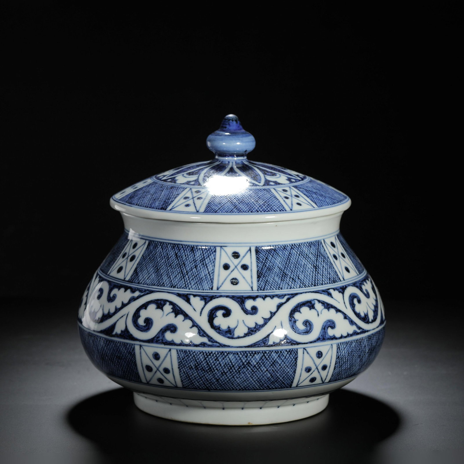 Blue and White Scrolling Lotus Fish Basket Zun: Blue and White Scrolling Lotus Fish Basket Zun. Diam.9.06" Height:8.27"