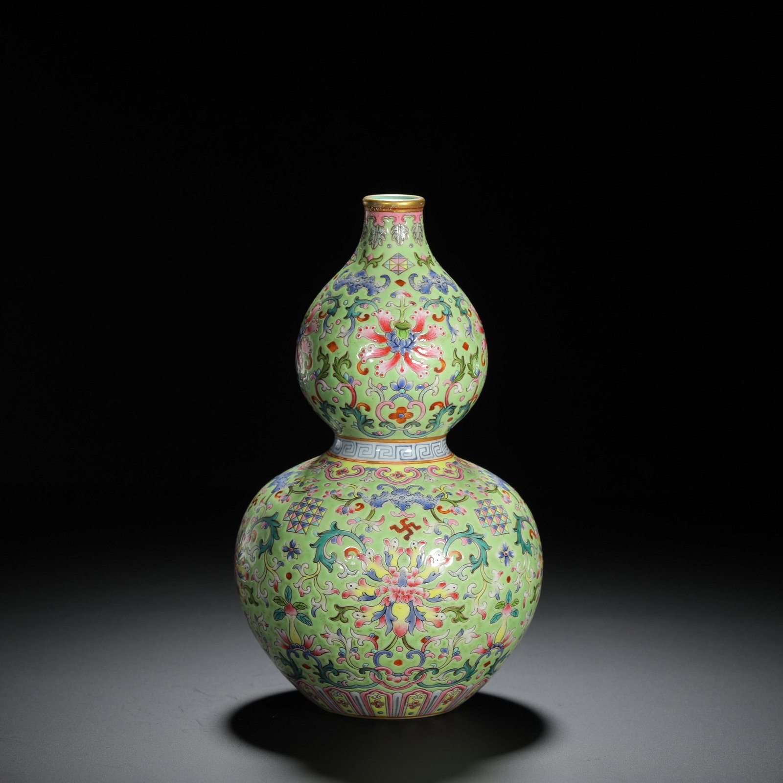 Green-Ground Floral Double-Gourd Vase: Green-Ground Floral Double-Gourd Vase. Diam.4.33" Height:7.48"